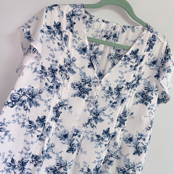 WOMENS FLUTTER SLEEVE TOP - 1X - Picture 6 of 10